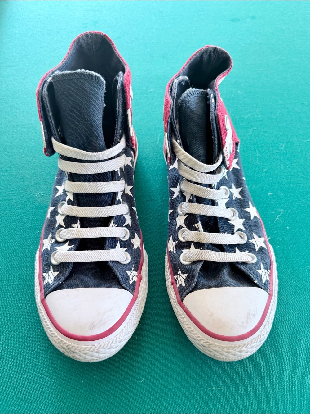 Converse Juniors American Flag 🇺🇸 Navy Star Print High-Tops with Red Trim